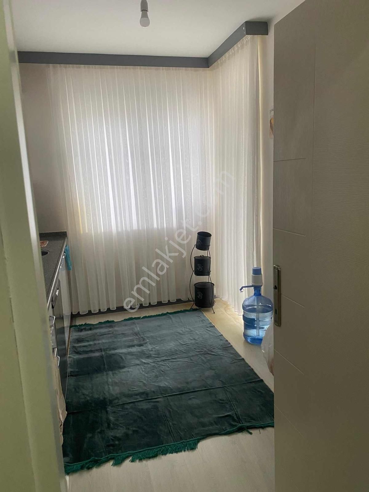 Sıte İçerisinde Geniş Arakat Daire 2+1 90m2 - Görsel 9