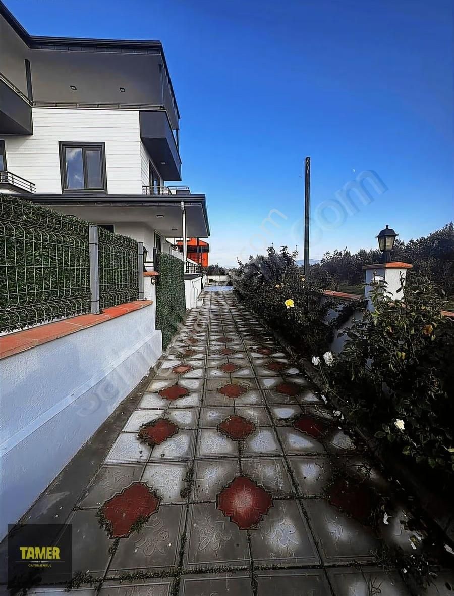 Tamer'den Burhaniye'de Mantıklı Takasa Açık 5+1 Müstakil Villa - Görsel 6