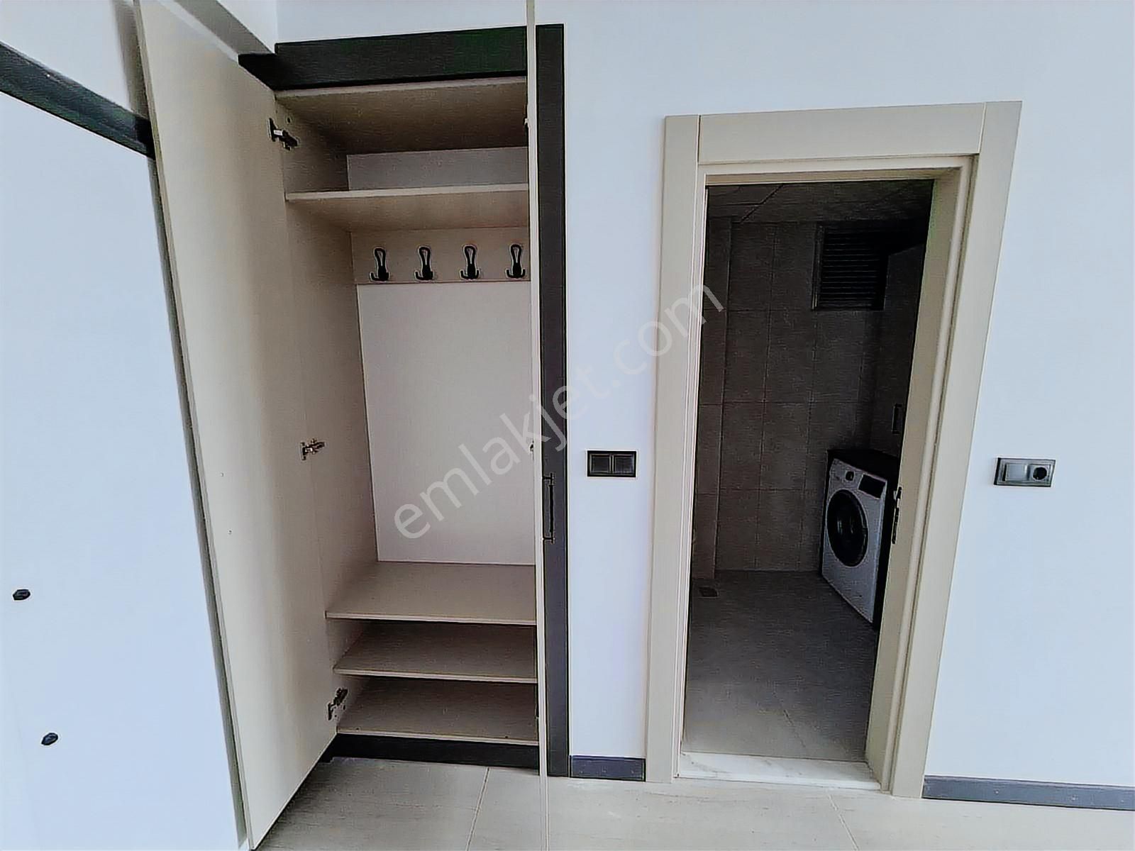 Sağlam Emlaktan Selçukluda Kiralık 1+1eşyalı Daire - Görsel 15