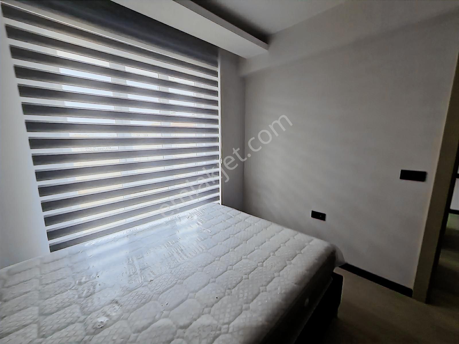 Sağlam Emlaktan Selçukluda Kiralık 1+1eşyalı Daire - Görsel 9
