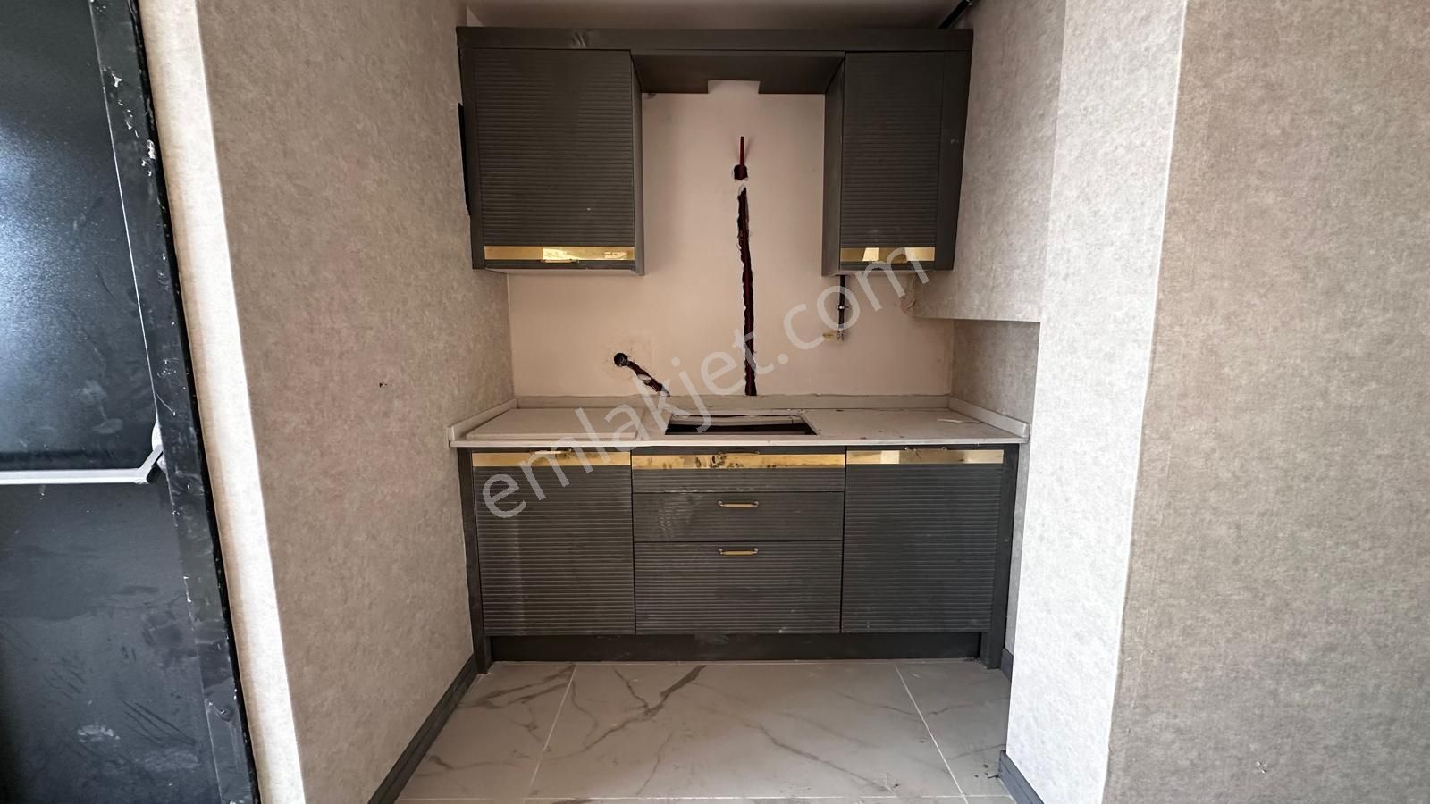 Cb Acar'dan 50 Metreye Sıfır Satılık Arakat 4+1 - Görsel 34