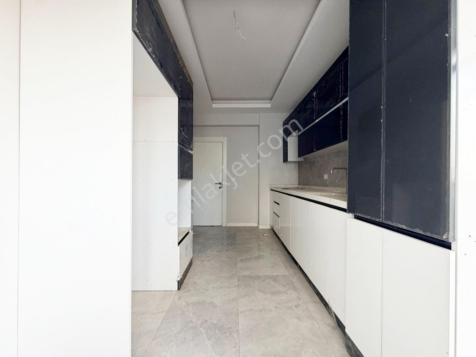 Yuvam Gayrimenkul'den Ara Katta Acil Satılık 3+1 - Görsel 13