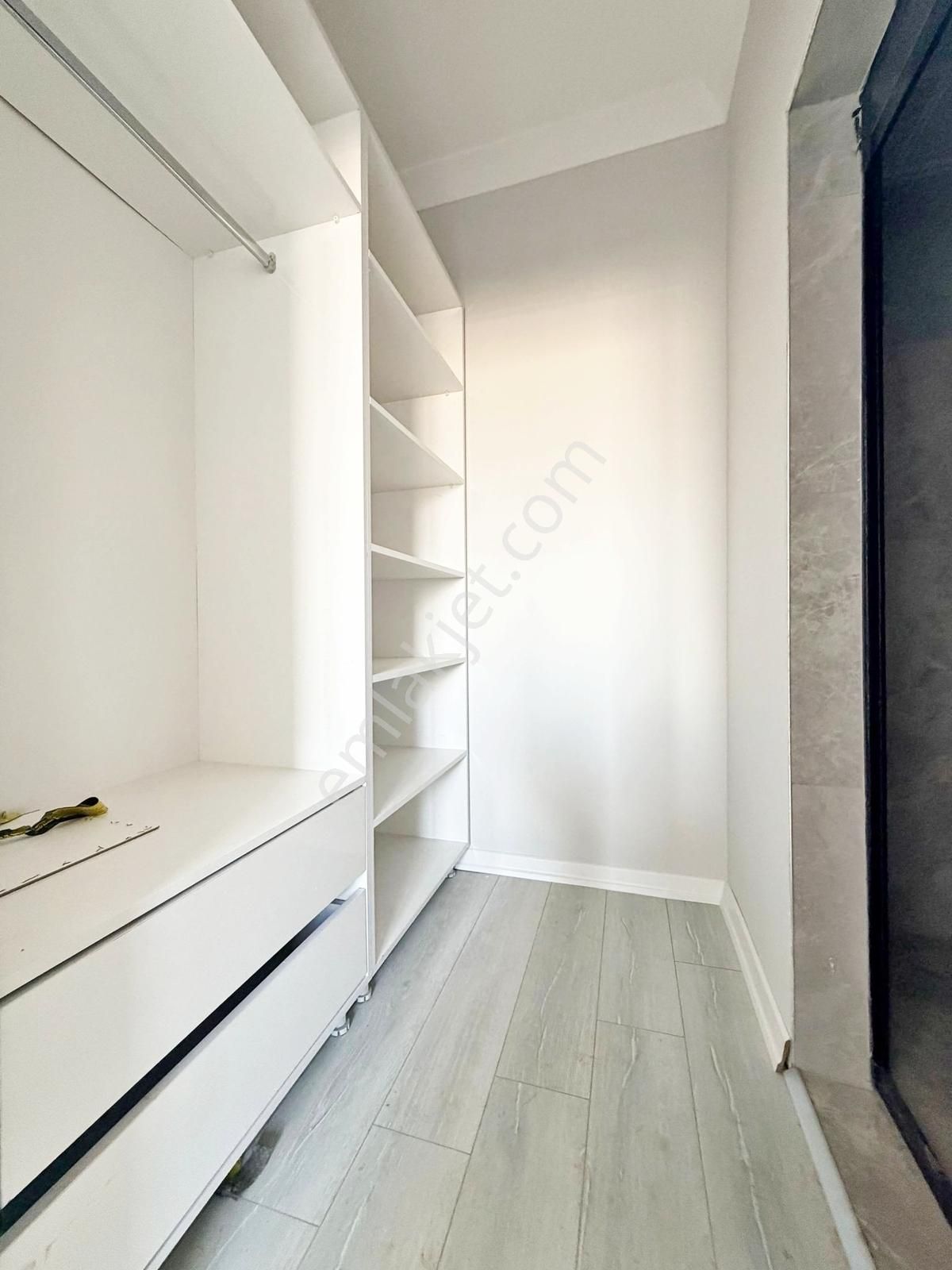 Yuvam Gayrimenkul'den Ara Katta Acil Satılık 3+1 - Görsel 31