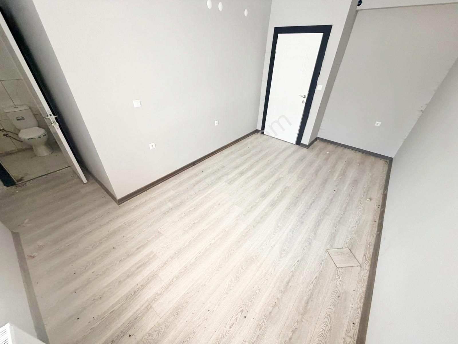 Yuvam'dan Menderes'de Acil Satılık Yüksek Krediye Uygun 2+1 - Görsel 28