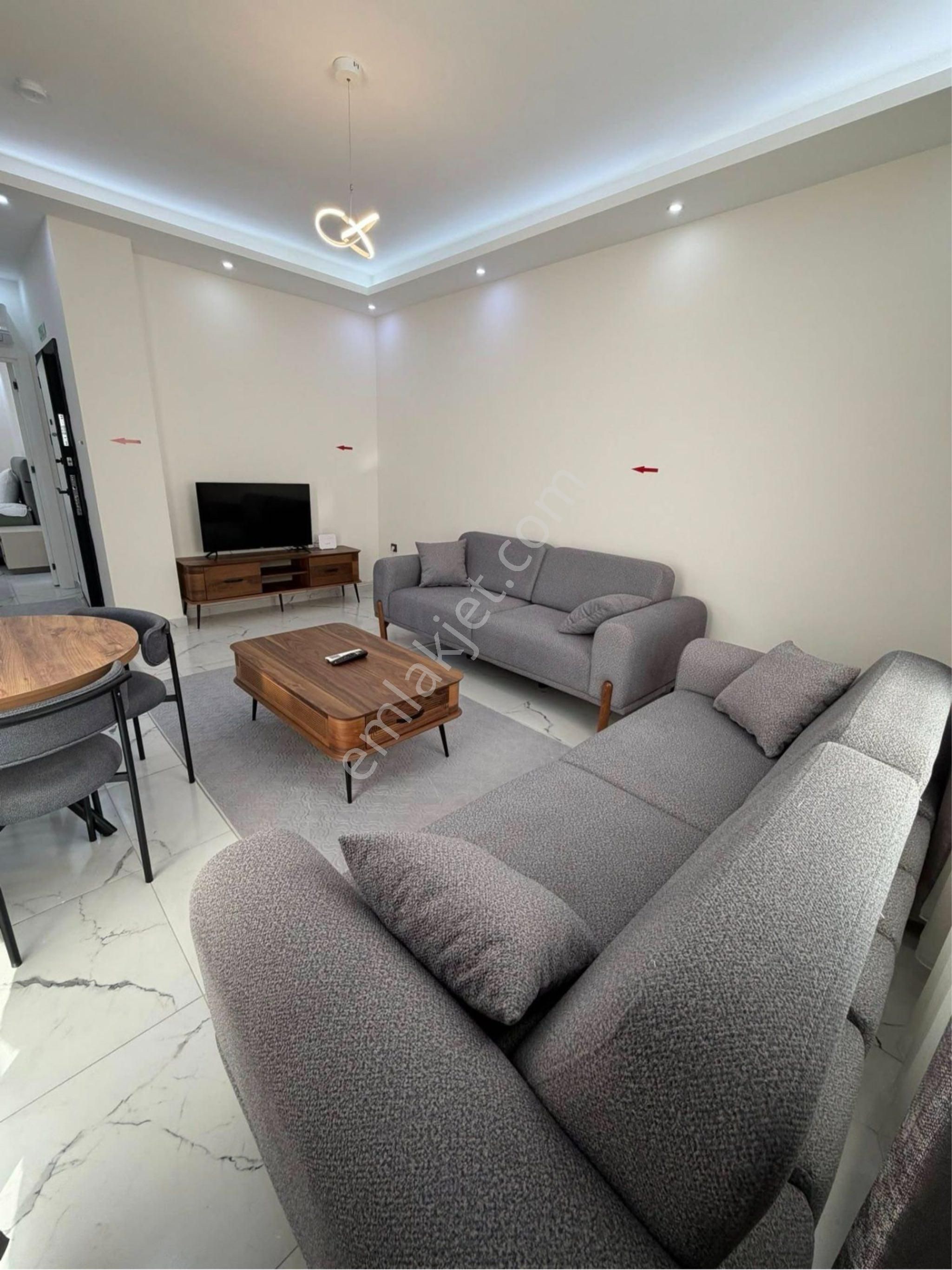 Alanya Merkezde Günlük Ve Haftalik 1+1 Eşyalı Daire