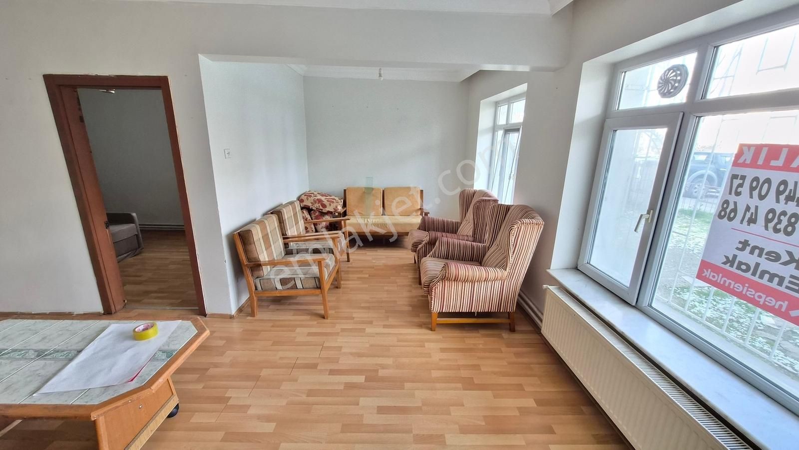 Kent Emlak'tan Abidin Paşada Ön Cephede Satılık Daire - Görsel 2