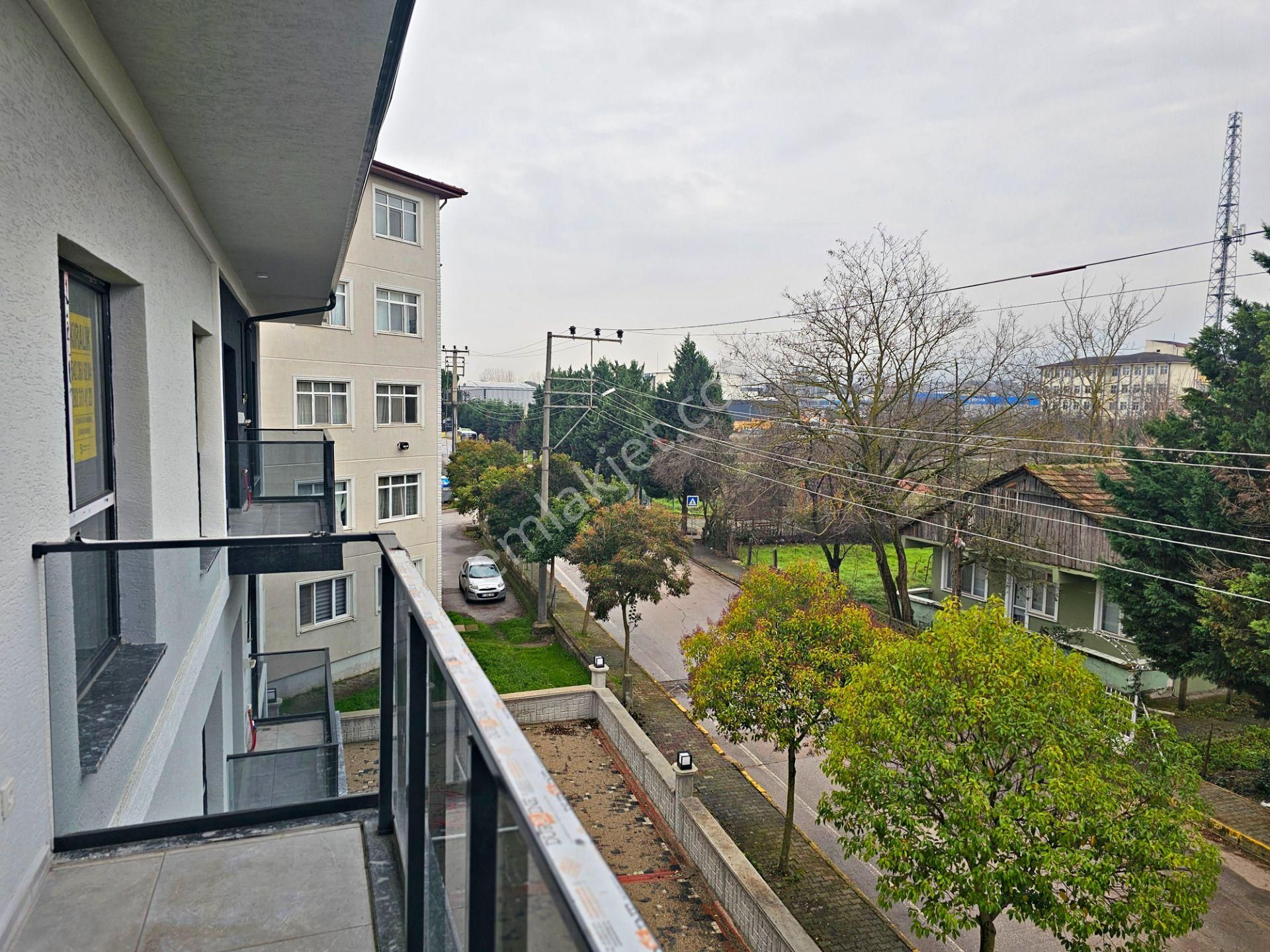 Başiskele Yeniköy Karşıyaka Mah.'de Kiralık Lüks 1+1 Daire - Görsel 14