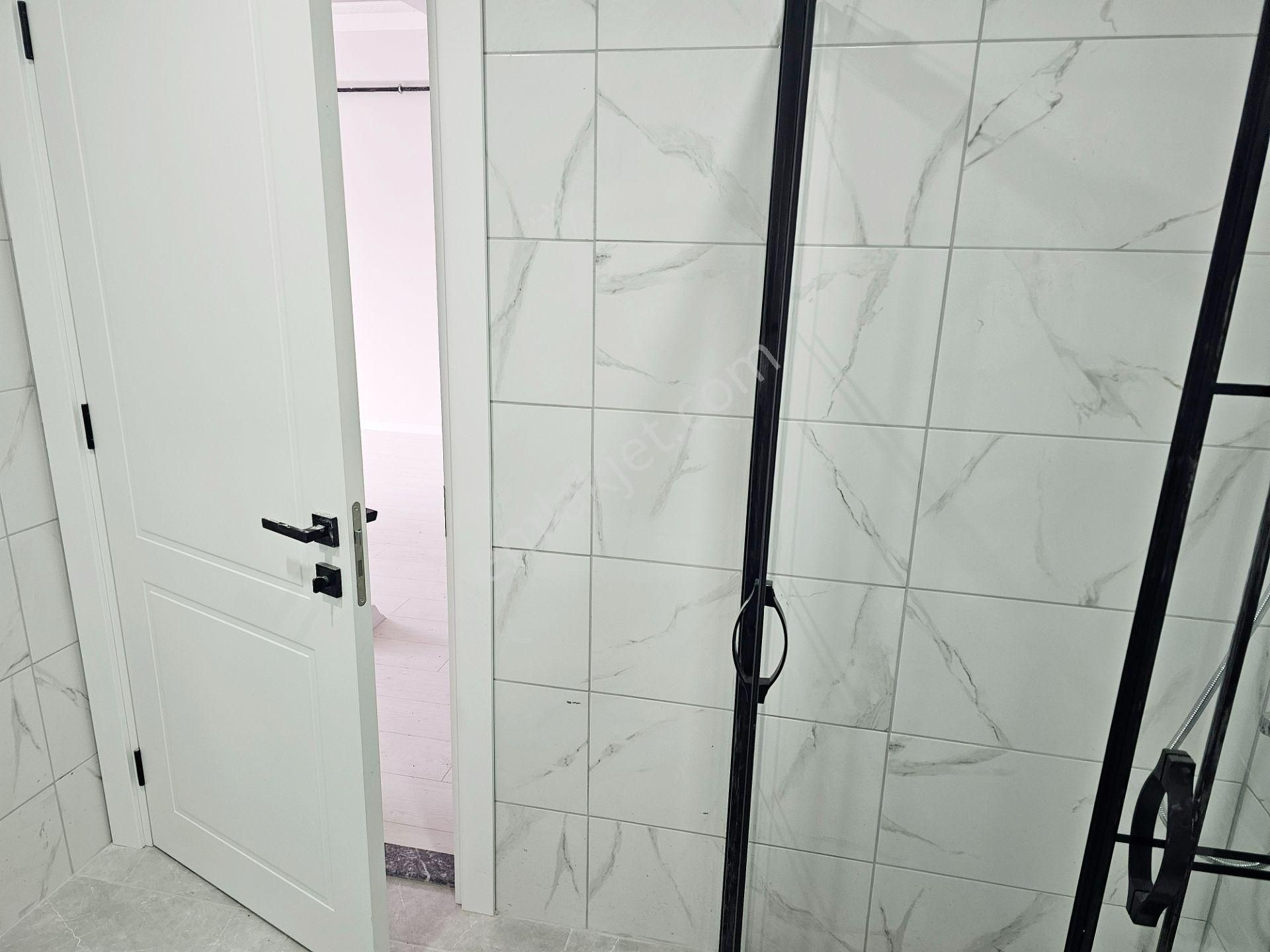 Başiskele Yeniköy Karşıyaka Mah.'de Kiralık Lüks 1+1 Daire - Görsel 24