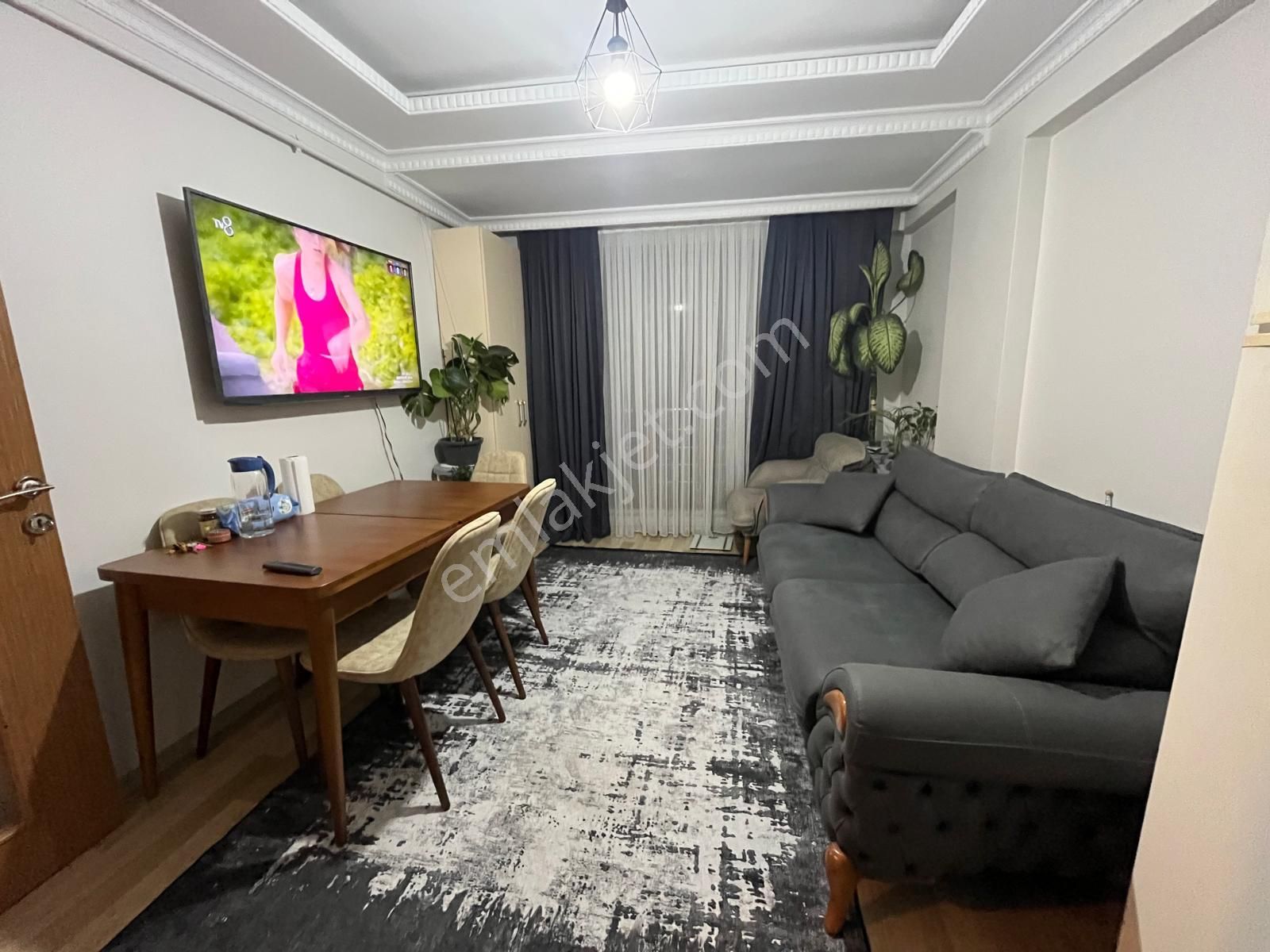 Türkiye Emlak 2+1 Arka Cephe 3.kat 80m2 Daire Kod 2693