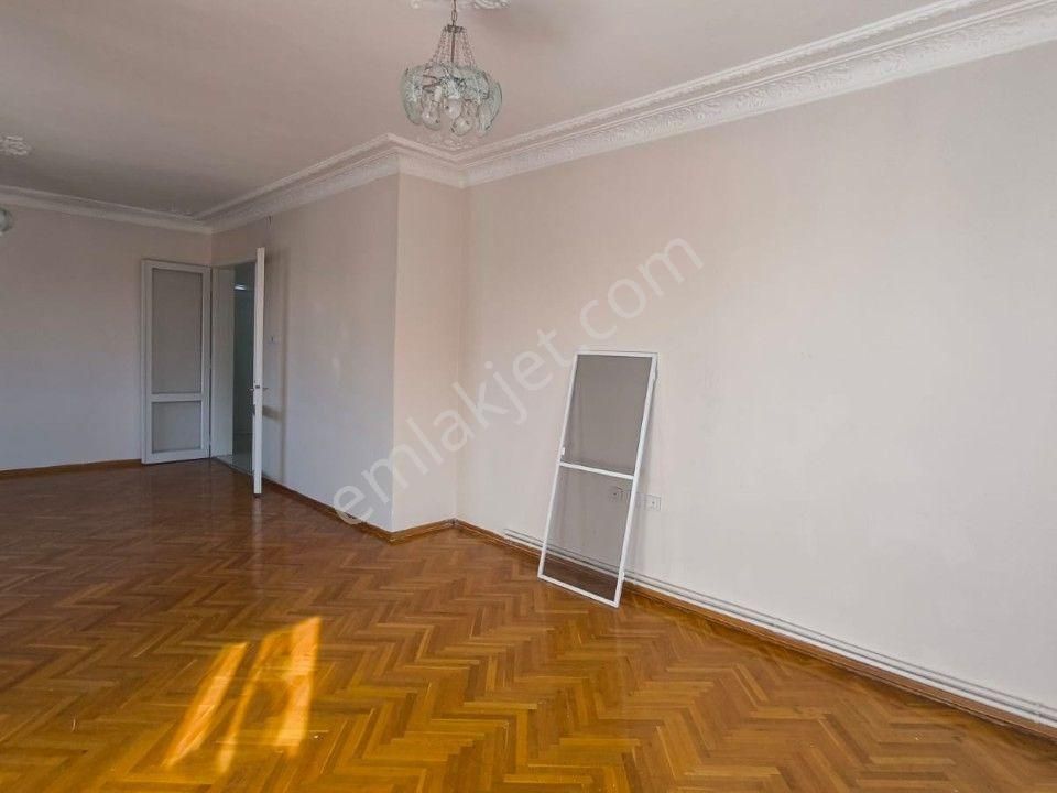 Kısacık'dan Kavaklık Mah Kiralık 3+1 Bakımlı Daire - Görsel 12