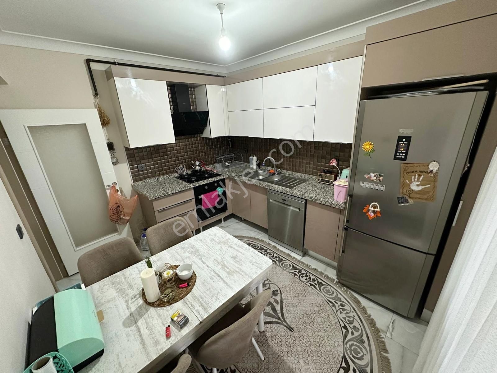 Menderes'te 3+1 Yüksek Giriş Site İçerisinde Satılık Geniş Daire - Görsel 4