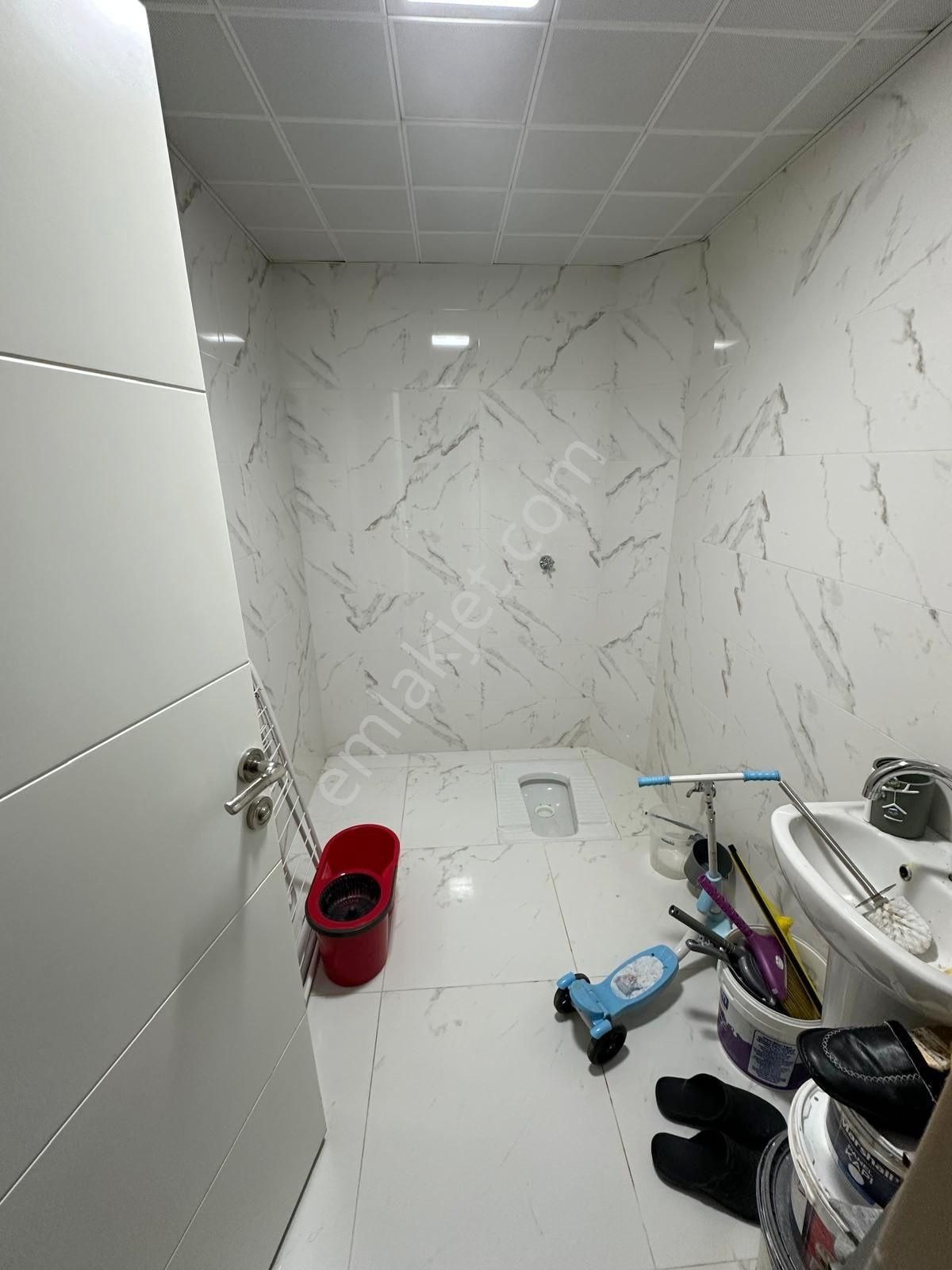 Menderes'te 3+1 Yüksek Giriş Site İçerisinde Satılık Geniş Daire - Görsel 31