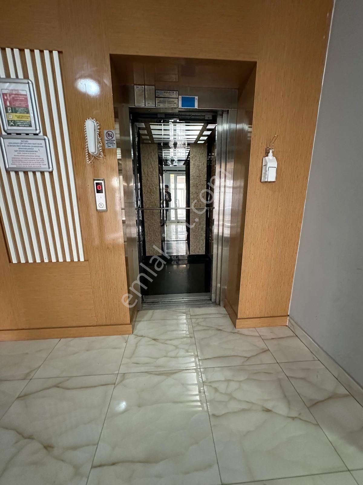 Menderes'te 3+1 Yüksek Giriş Site İçerisinde Satılık Geniş Daire - Görsel 35