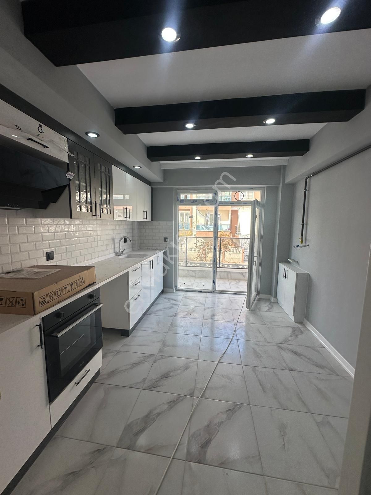 Afyon Üçok Emlaktan Fatih Mah Satılık 3+1 Sıfır Lüx Daireler - Görsel 8