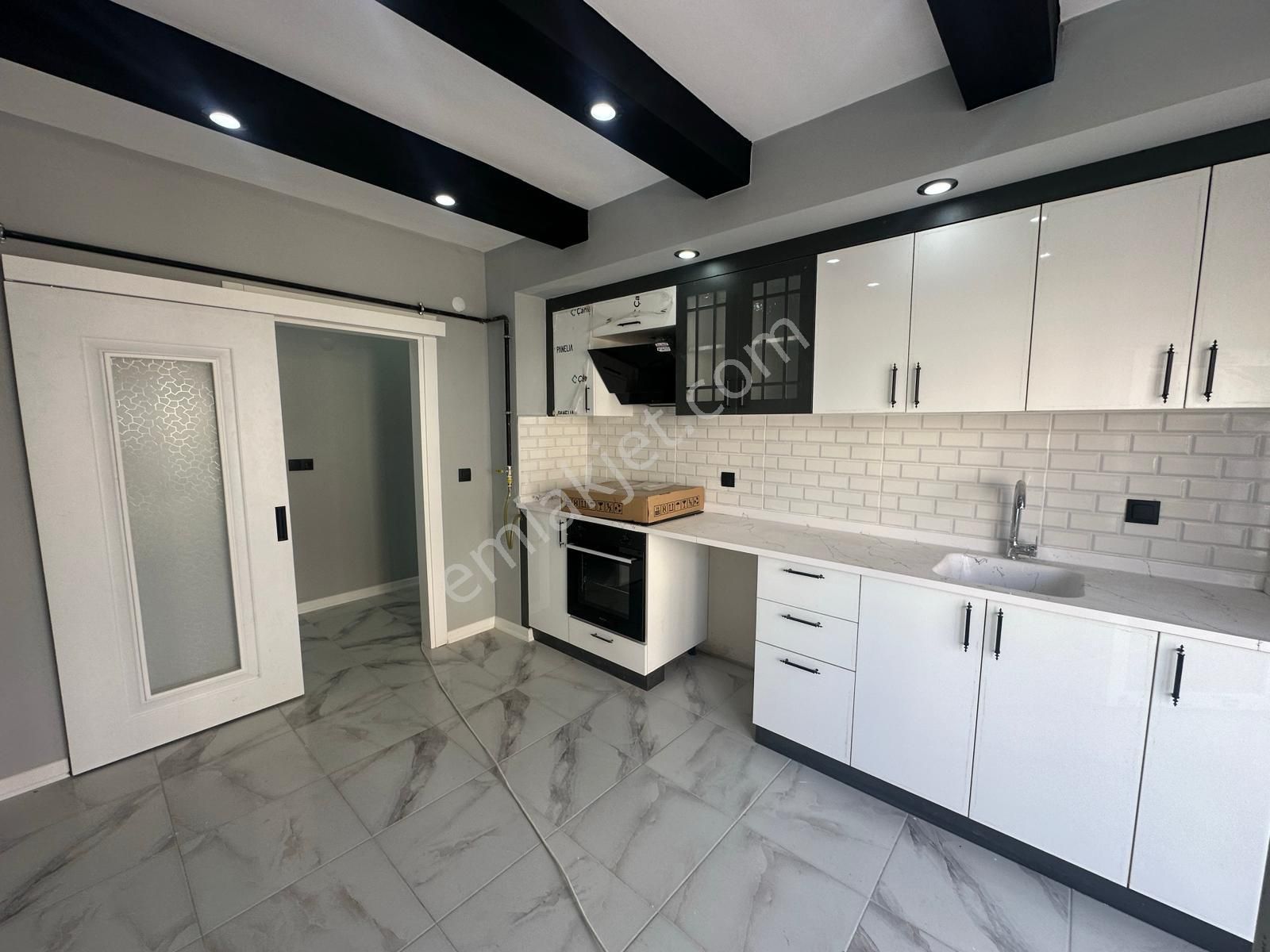 Afyon Üçok Emlaktan Fatih Mah Satılık 3+1 Sıfır Lüx Daireler - Görsel 11