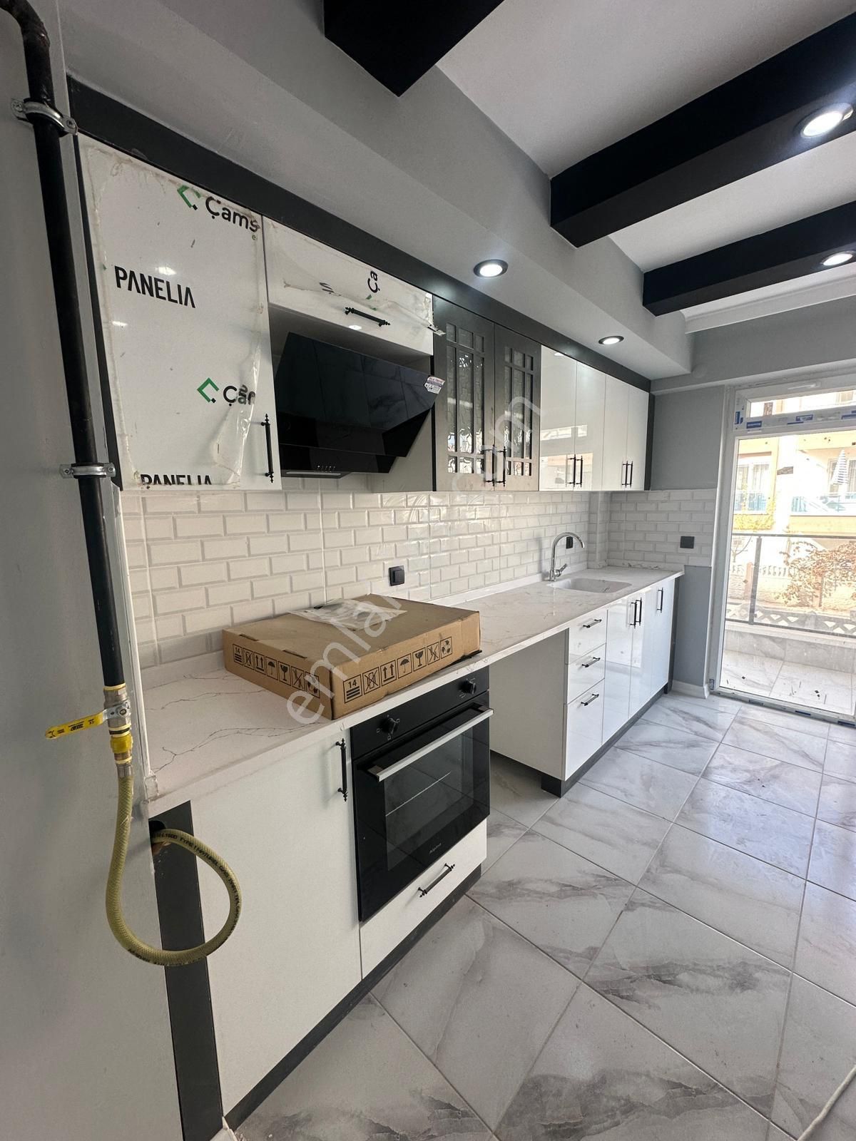 Afyon Üçok Emlaktan Fatih Mah Satılık 3+1 Sıfır Lüx Daireler - Görsel 10