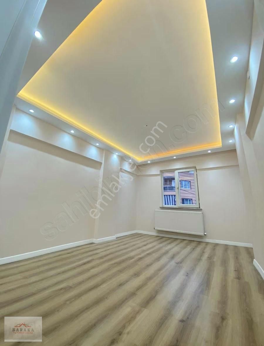 Baraka Gayrimenkul'den Kuşlubahçede Ara Kat Full Daire