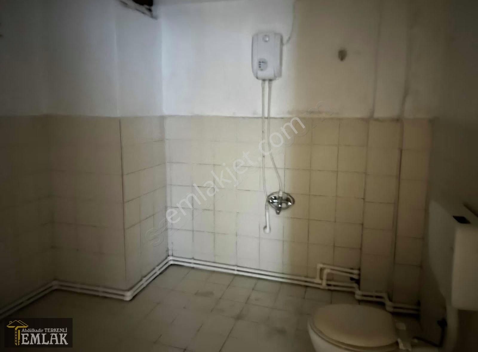 Terkenli Emlak 'tan Yarenler Mah. Kullanışlı 1. Kat Daire - Görsel 21