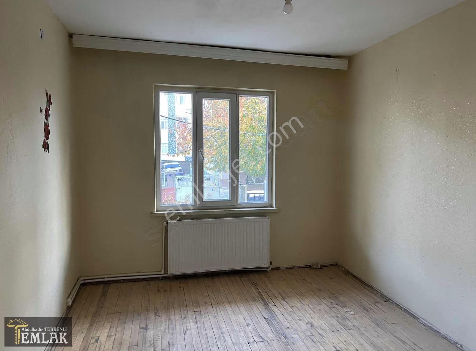 Terkenli Emlak 'tan Yarenler Mah. Kullanışlı 1. Kat Daire - Görsel 22