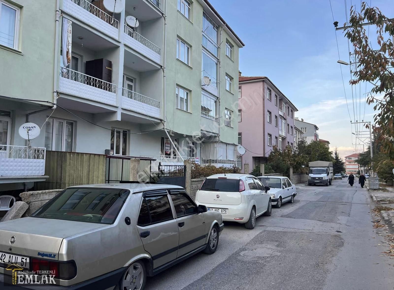 Terkenli Emlak 'tan Yarenler Mah. Kullanışlı 1. Kat Daire - Görsel 13