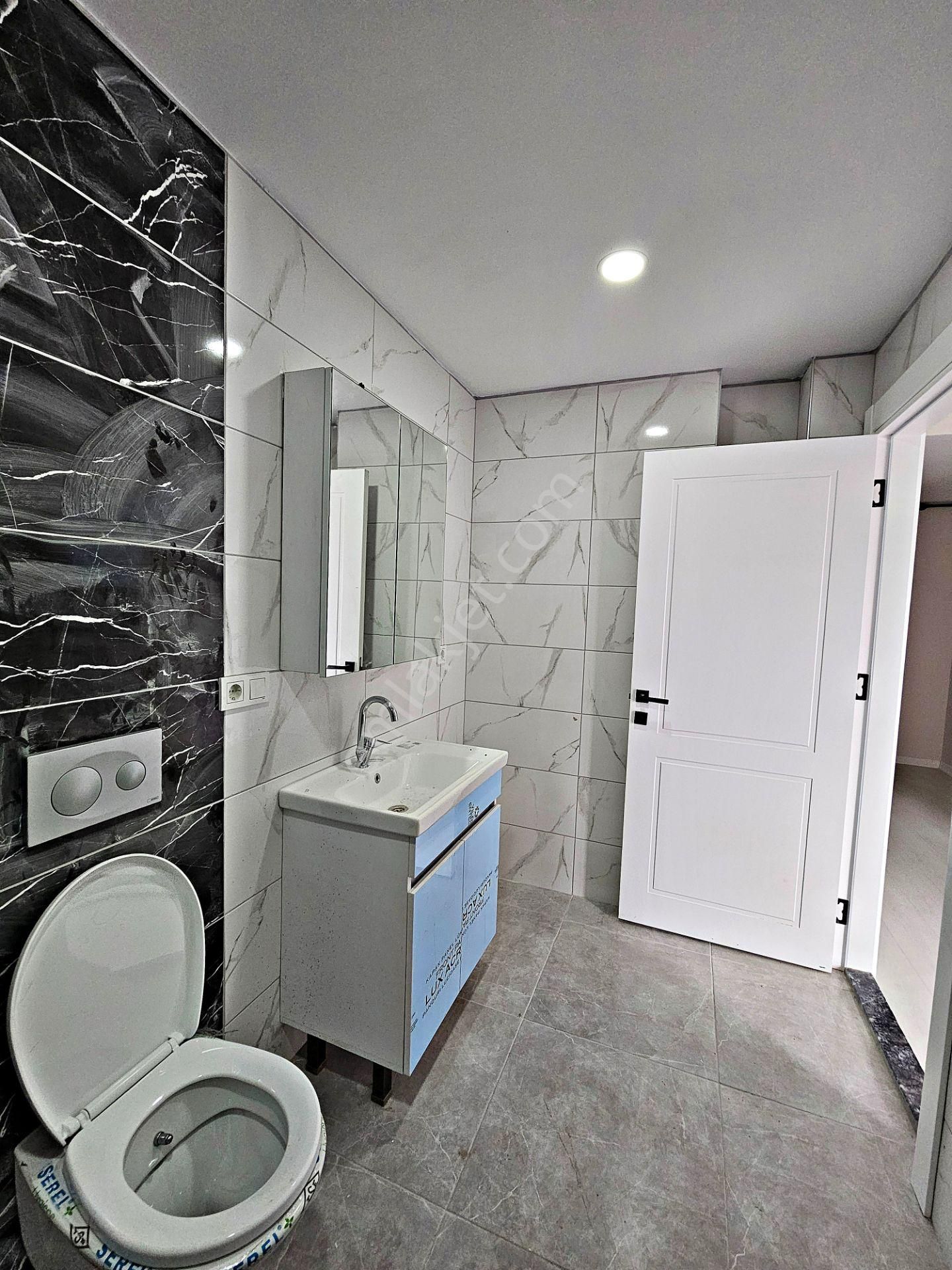 Başiskele Yeniköy Karşıyaka Mah.'de Kiralık Ferah Lüks 1+1 Daire - Görsel 16