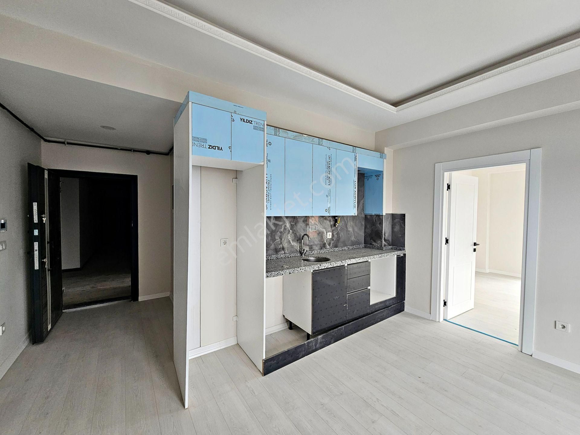 Başiskele Yeniköy Karşıyaka Mah.'de Kiralık Ferah Lüks 1+1 Daire - Görsel 7