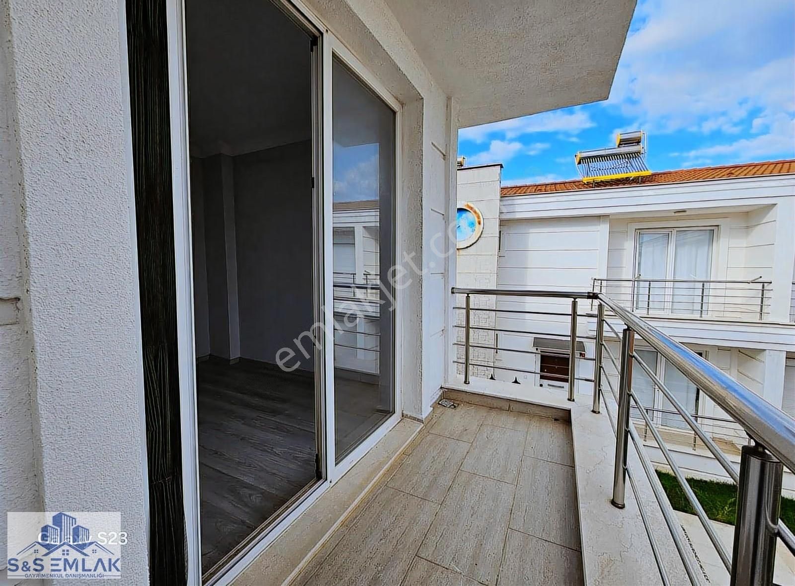 S&s Emlakdan Küçükköyde Havuzlusite İçerisinde Satılık 3+1 Villa - Görsel 20