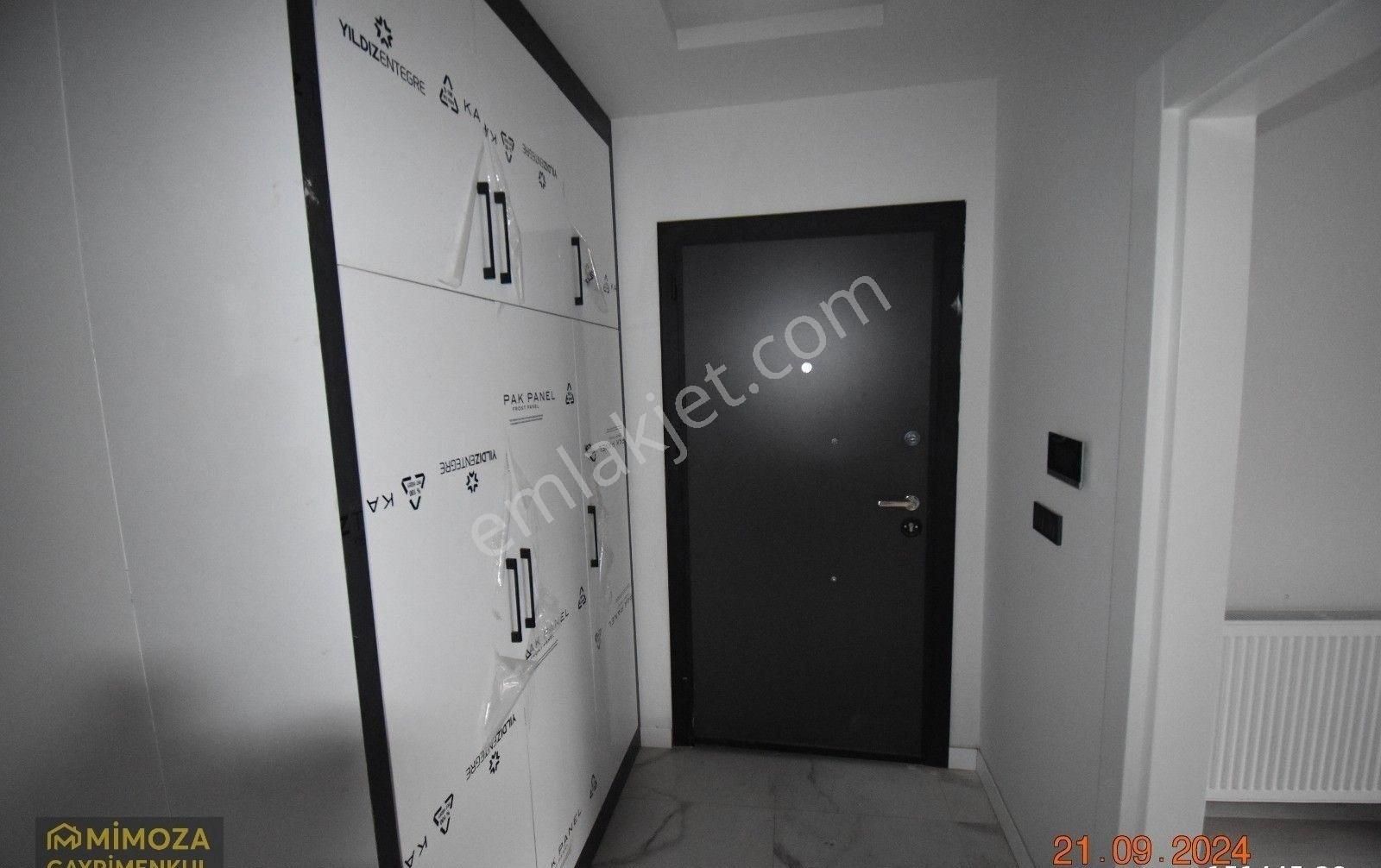 Merkezi Konum, Cadde Üzerinde Kiralık 2+1 Daire - Görsel 3