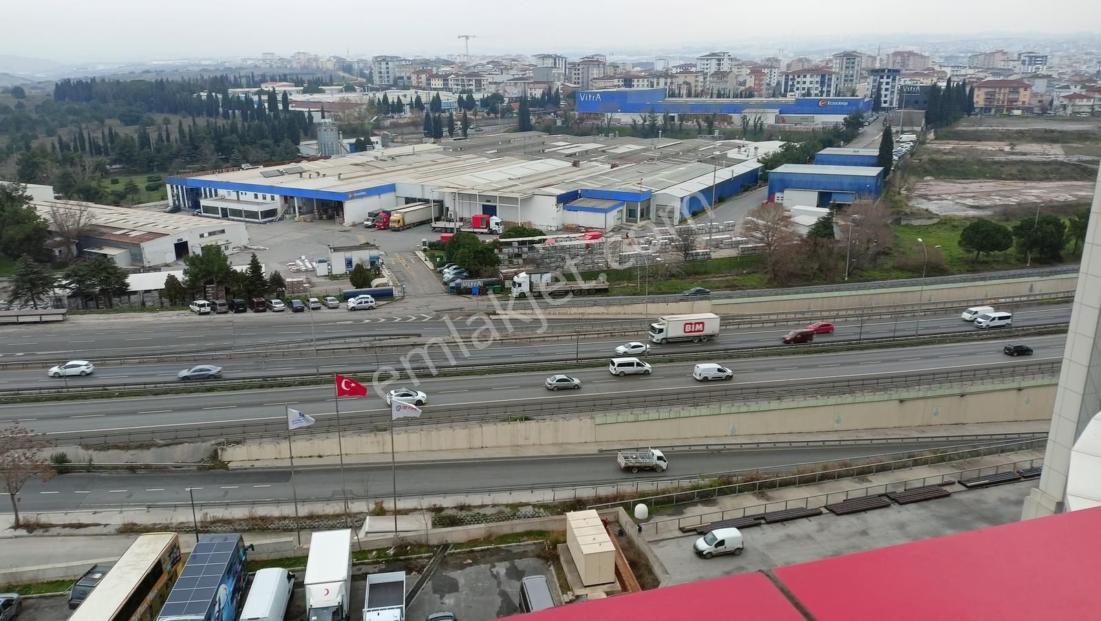İstim Sanayi Sitesinde Kiralık Balkonlu Tek Ofis - Görsel 23