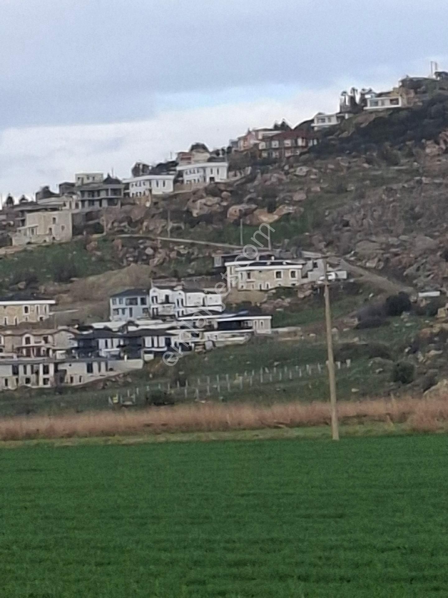 Foça Yeni Bağarasında 1350 M2 Bahçe Acil Satiliktir - Görsel 13