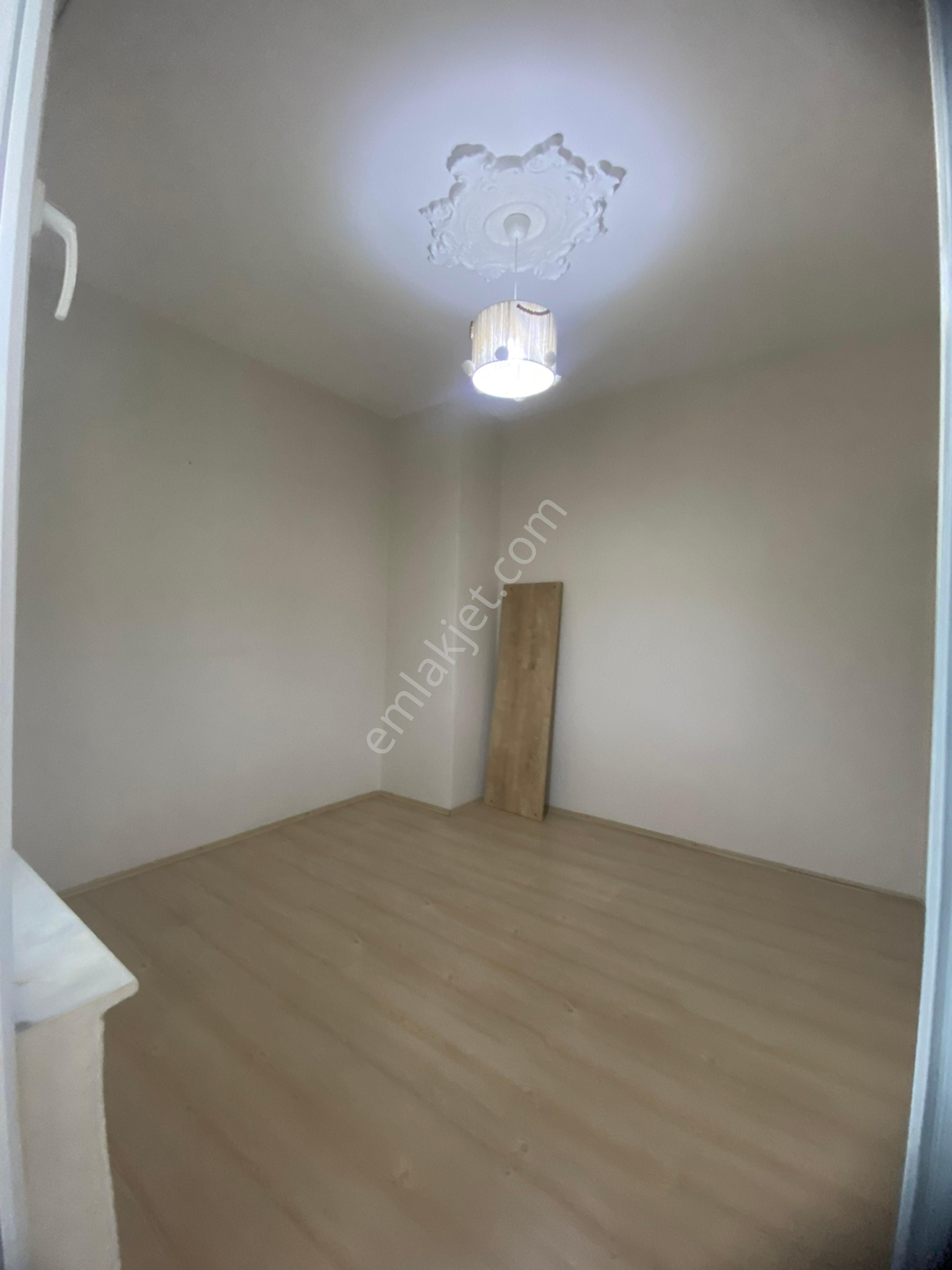 Dokuma Ulusta 2+1 Kiralık Ayrı Mutfaklı Daire - Görsel 13