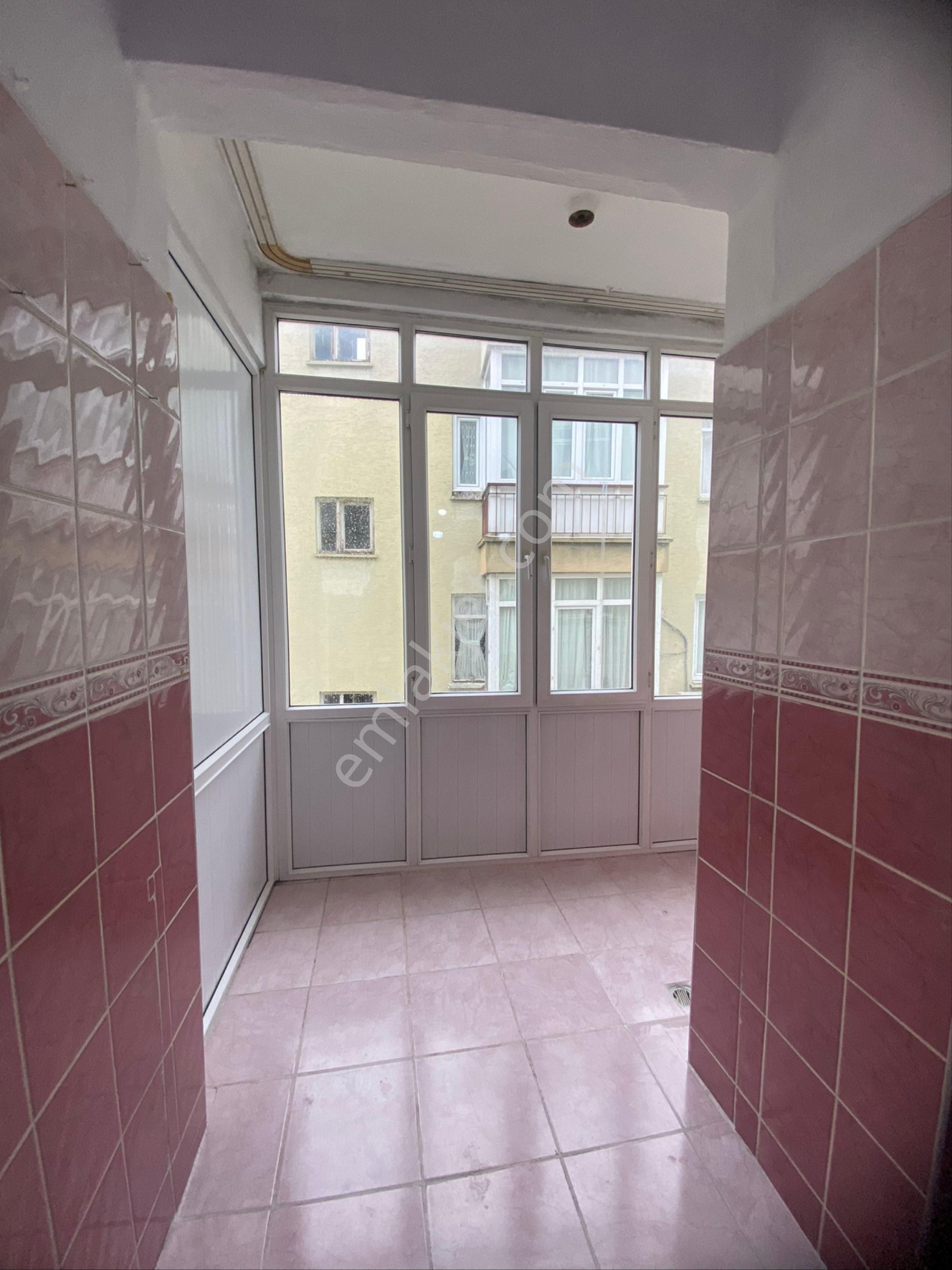 Dokuma Ulusta 2+1 Kiralık Ayrı Mutfaklı Daire - Görsel 18