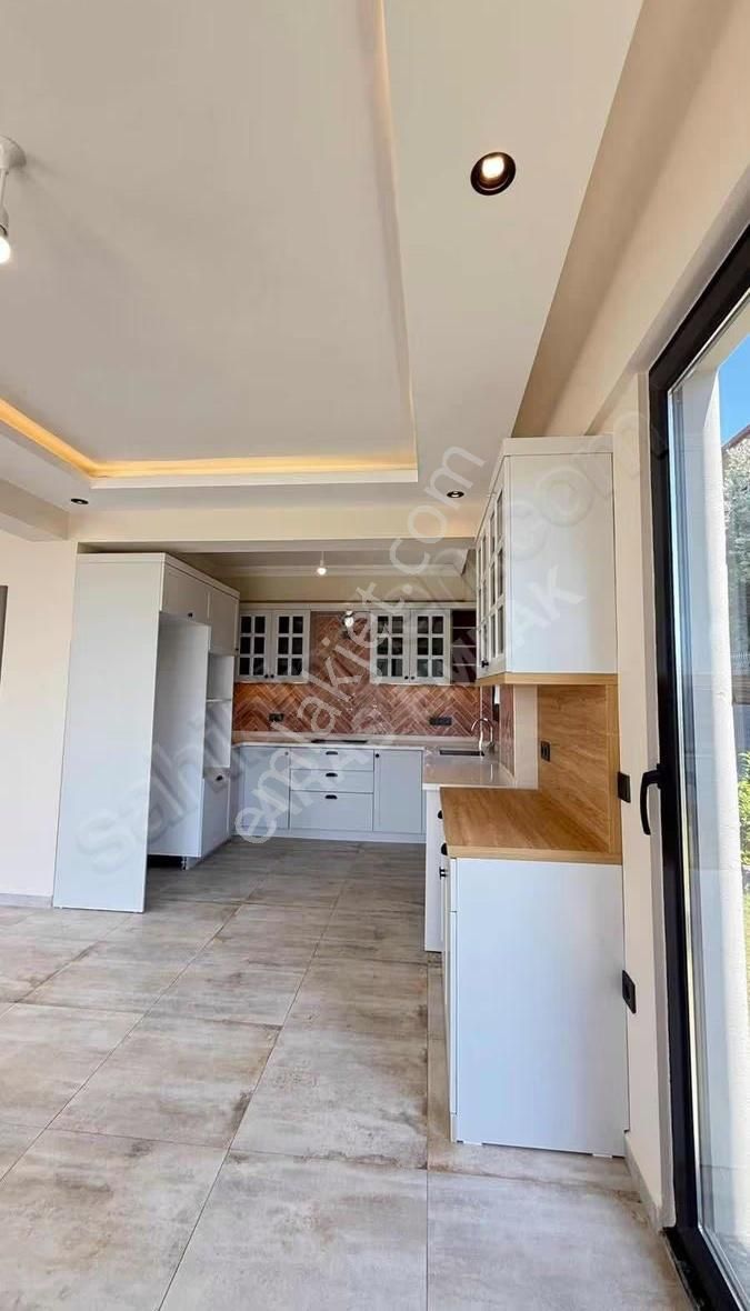 Satılık Lüks Villa - Görsel 4