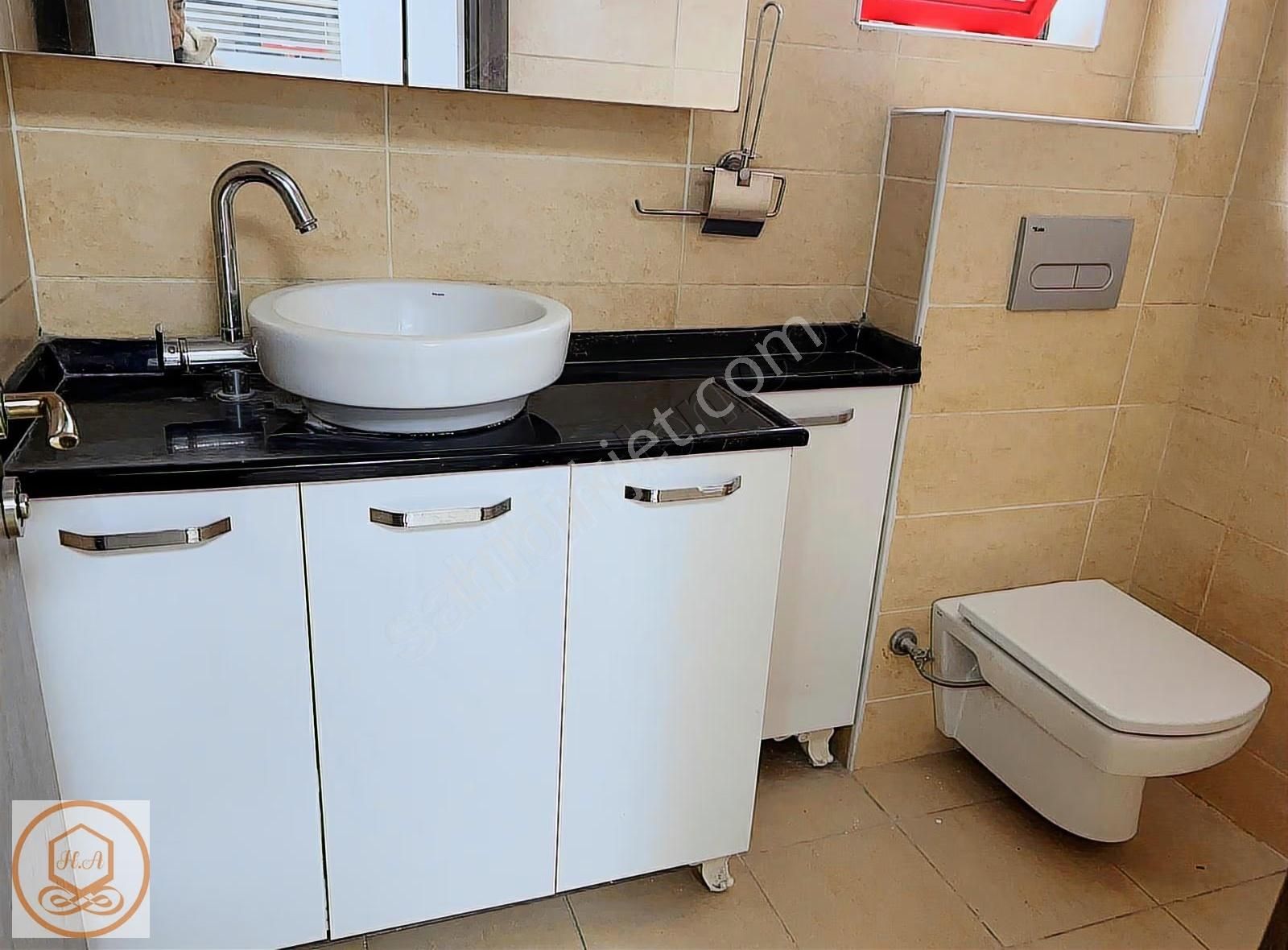 Tektilkent Ticaret Merkezinde 120m2 Tadilatlı Yapılı Kiralık - Görsel 6