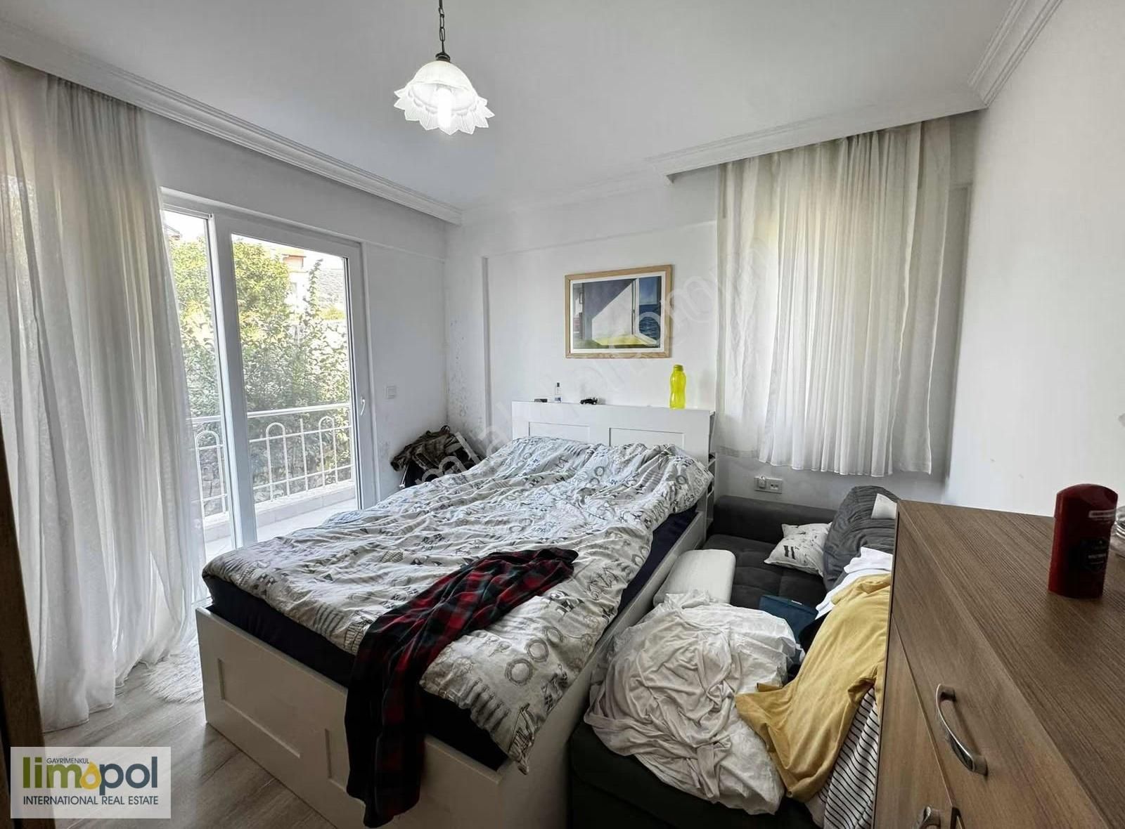 Patlangıç'ta 3+1 120 M2 Giriş Kat Nezih Sitede Satılık Daire - Görsel 24