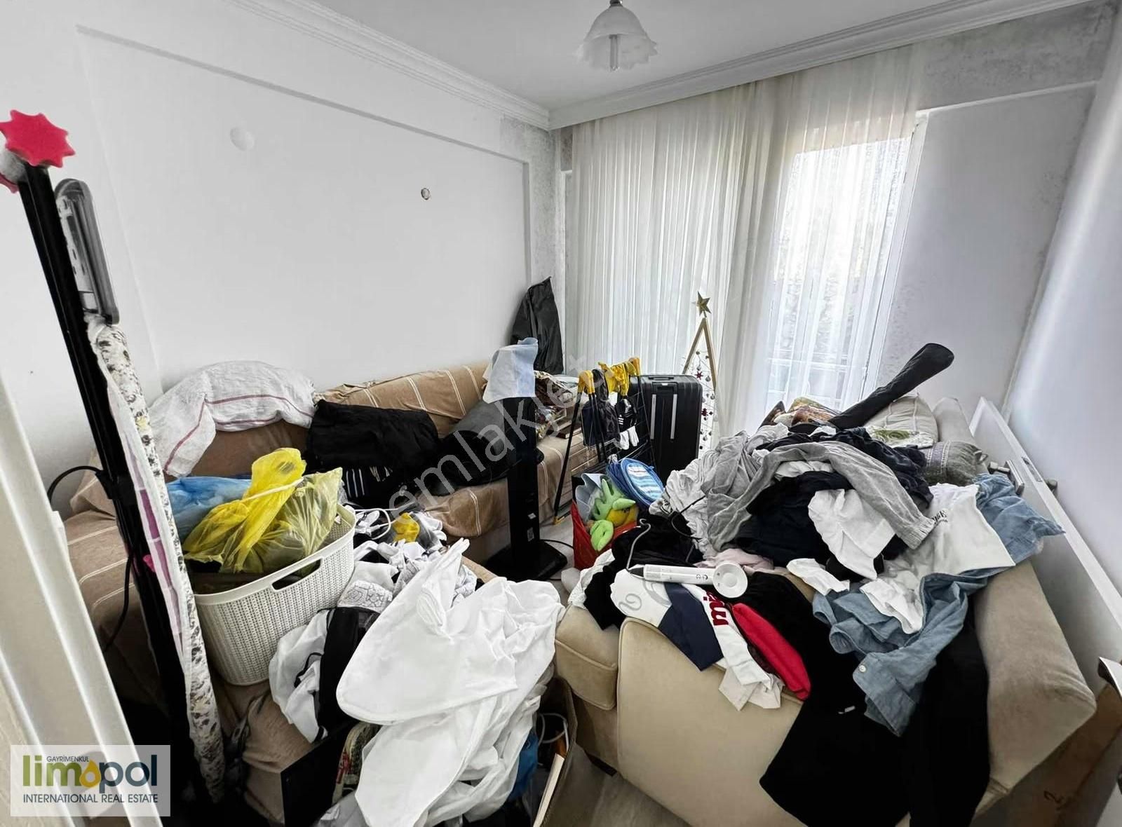 Patlangıç'ta 3+1 120 M2 Giriş Kat Nezih Sitede Satılık Daire - Görsel 5