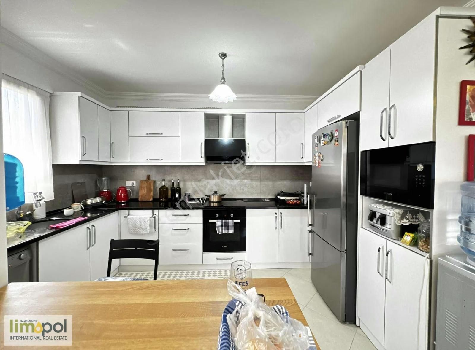 Patlangıç'ta 3+1 120 M2 Giriş Kat Nezih Sitede Satılık Daire - Görsel 25