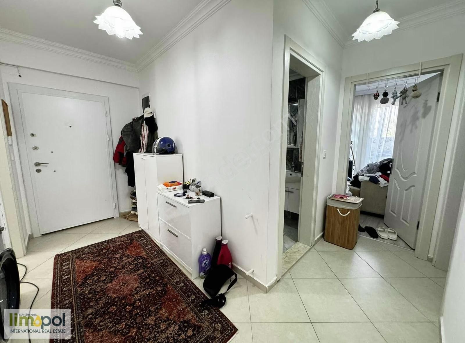 Patlangıç'ta 3+1 120 M2 Giriş Kat Nezih Sitede Satılık Daire - Görsel 15