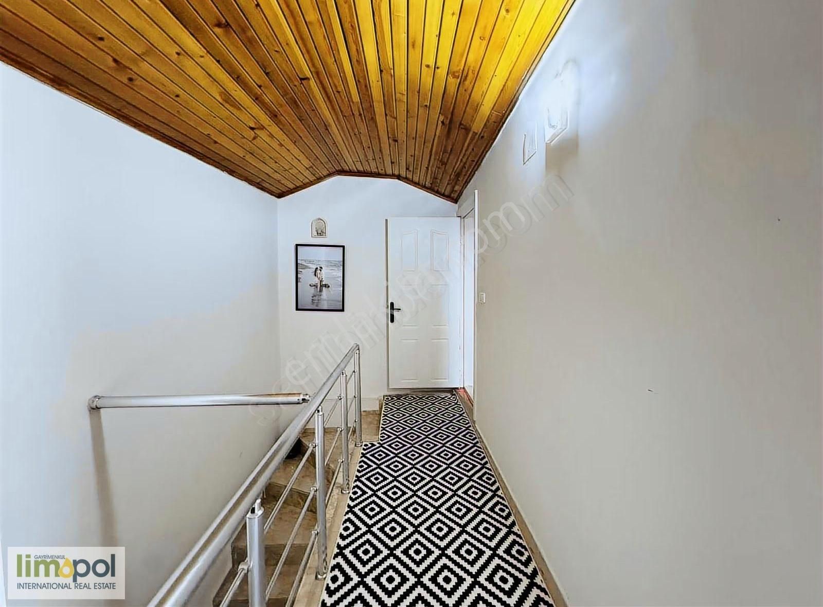 Patlangıç'ta Avm Yakını,5+1 180 M2 Dubleks Geniş Satılık Daire - Görsel 19