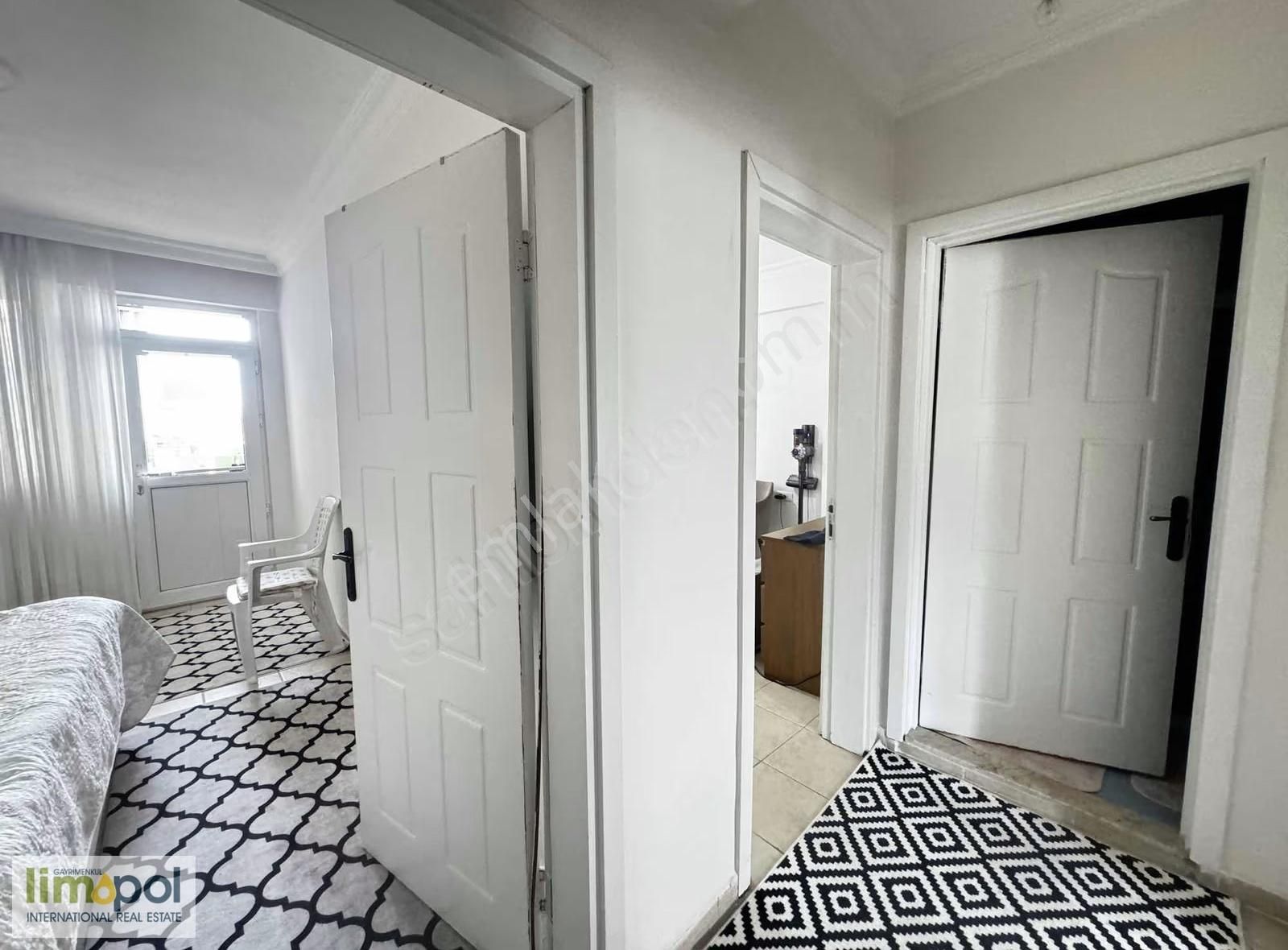 Patlangıç'ta Avm Yakını,5+1 180 M2 Dubleks Geniş Satılık Daire - Görsel 2