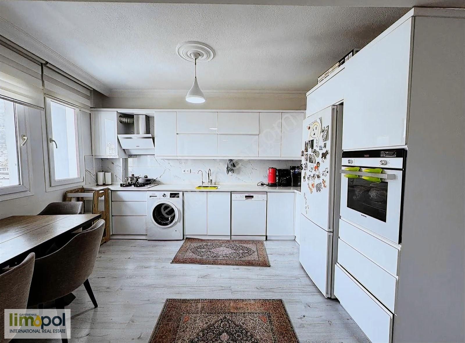 Patlangıç'ta Avm Yakını,5+1 180 M2 Dubleks Geniş Satılık Daire - Görsel 4