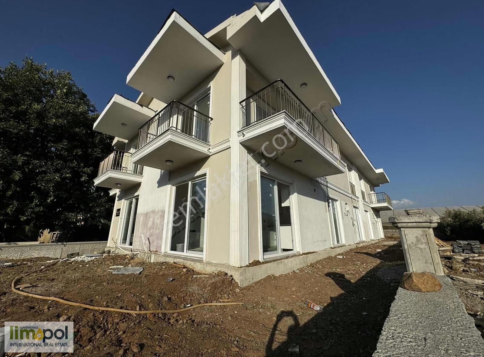 Fethiye Çamköy'de 2+1 Yeni Yapı,giriş Kat Satılık Daireler
