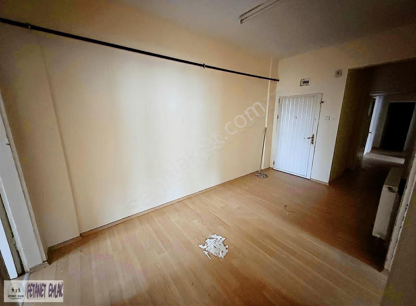 Fetanet Emlaktan Zümrüt Mahallesinde 3+1 Odalı Kiralık Daire - Görsel 9