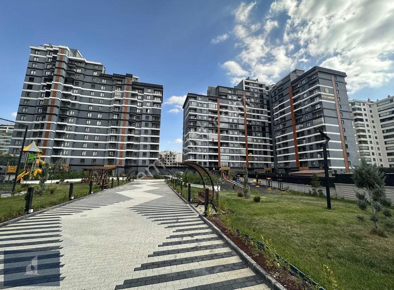 Kadir Dikici'den Dilek Garden'da Arakat Satılık 3,5+1 Daire - Görsel 29