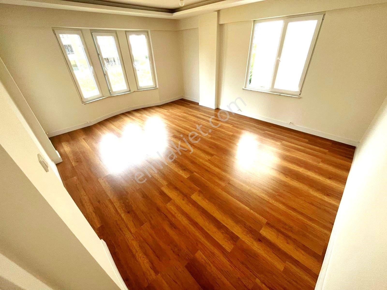 Akçay'da Aygül'den Site İçi Ful Yapılı Ayrı Mutfak Ebeveyn Banyolu Ön Cephe Kaçmaz 3+1 Satılık Daire - Görsel 8