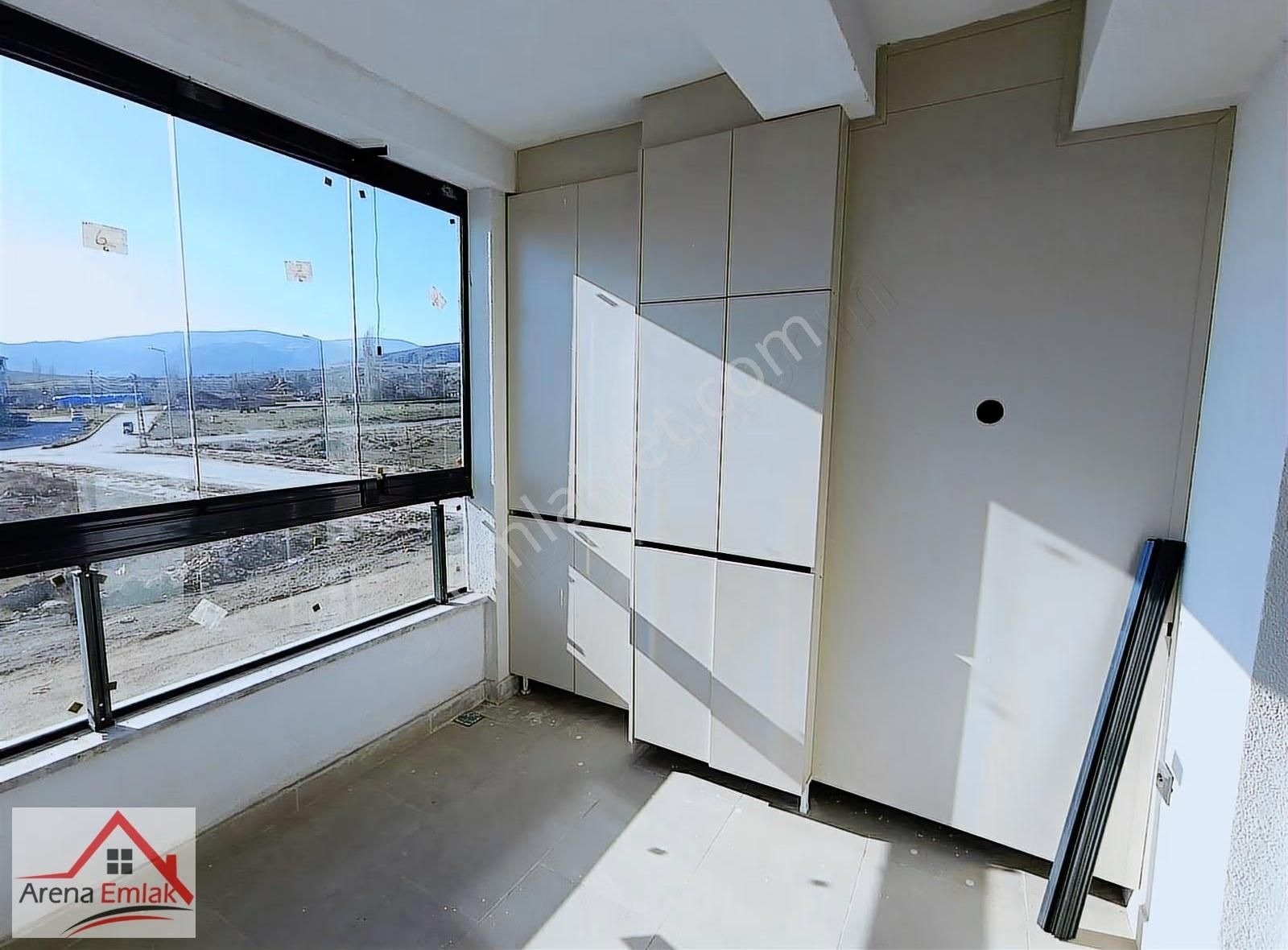 Arena Emlaktan 145 M2 3.kat Sıfır Daire - Görsel 16