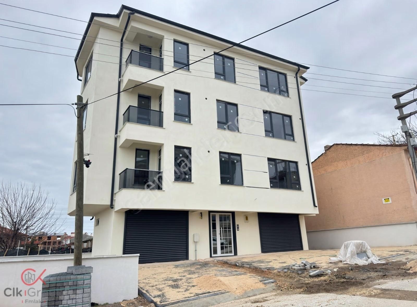 Clk Gm'den Şirintepede Satılık 2+0 Bahçeli Tip Sıfır Daire - Görsel 3