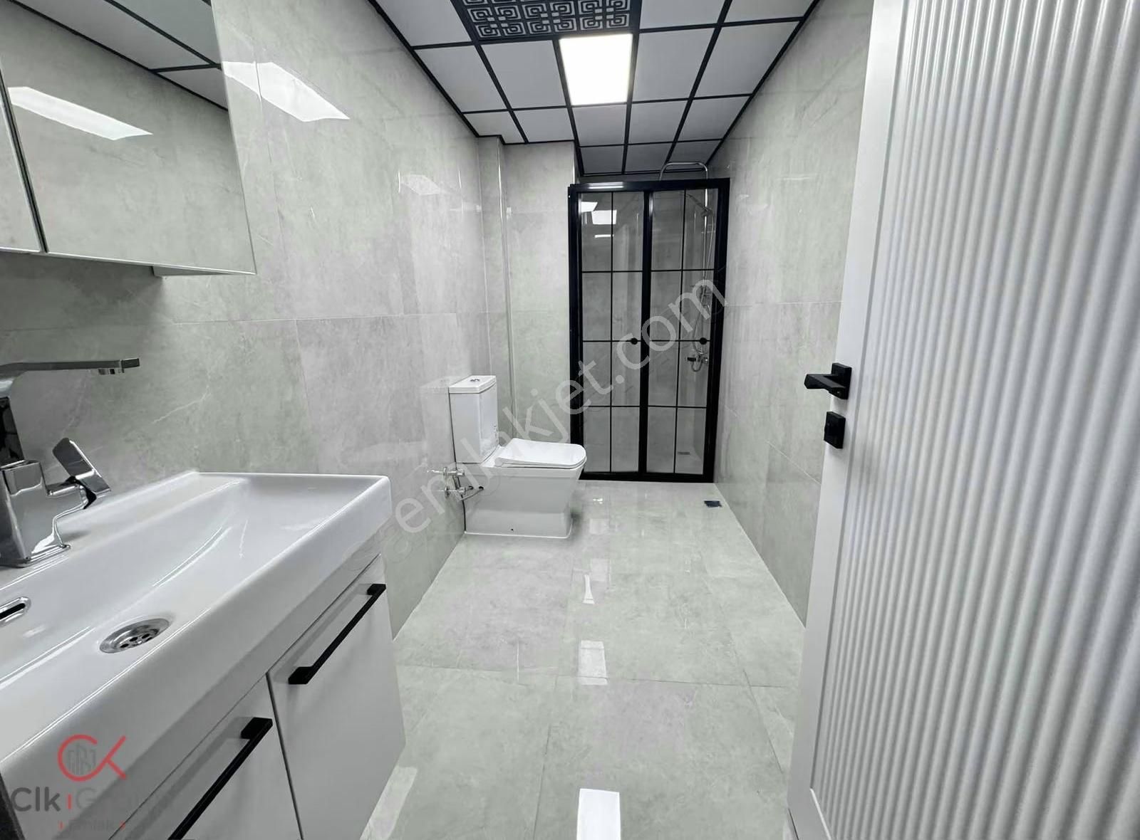 Clk Gmden | Modern Tasarımlı Yerden Isıtmalı Şık 1+1/2+0 Daire - Görsel 17