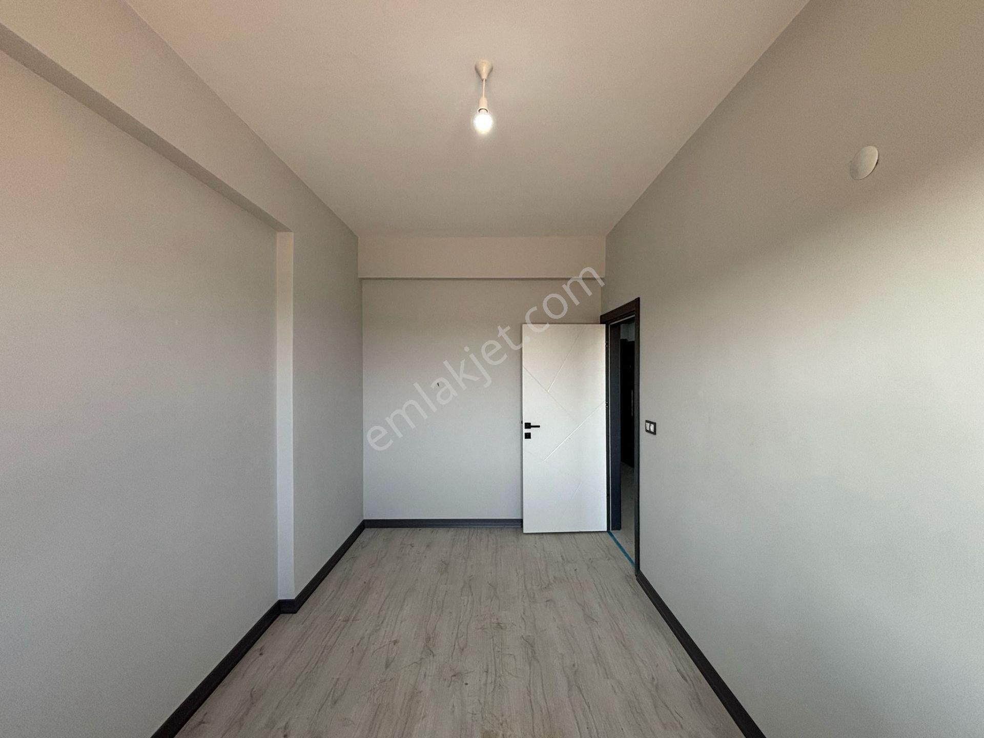 **eryıldız İnşaat'tan**acill İskanlı Kapalı Otoparklı 100m2 Lüks 2+1 Yüksek Giriş - Görsel 21