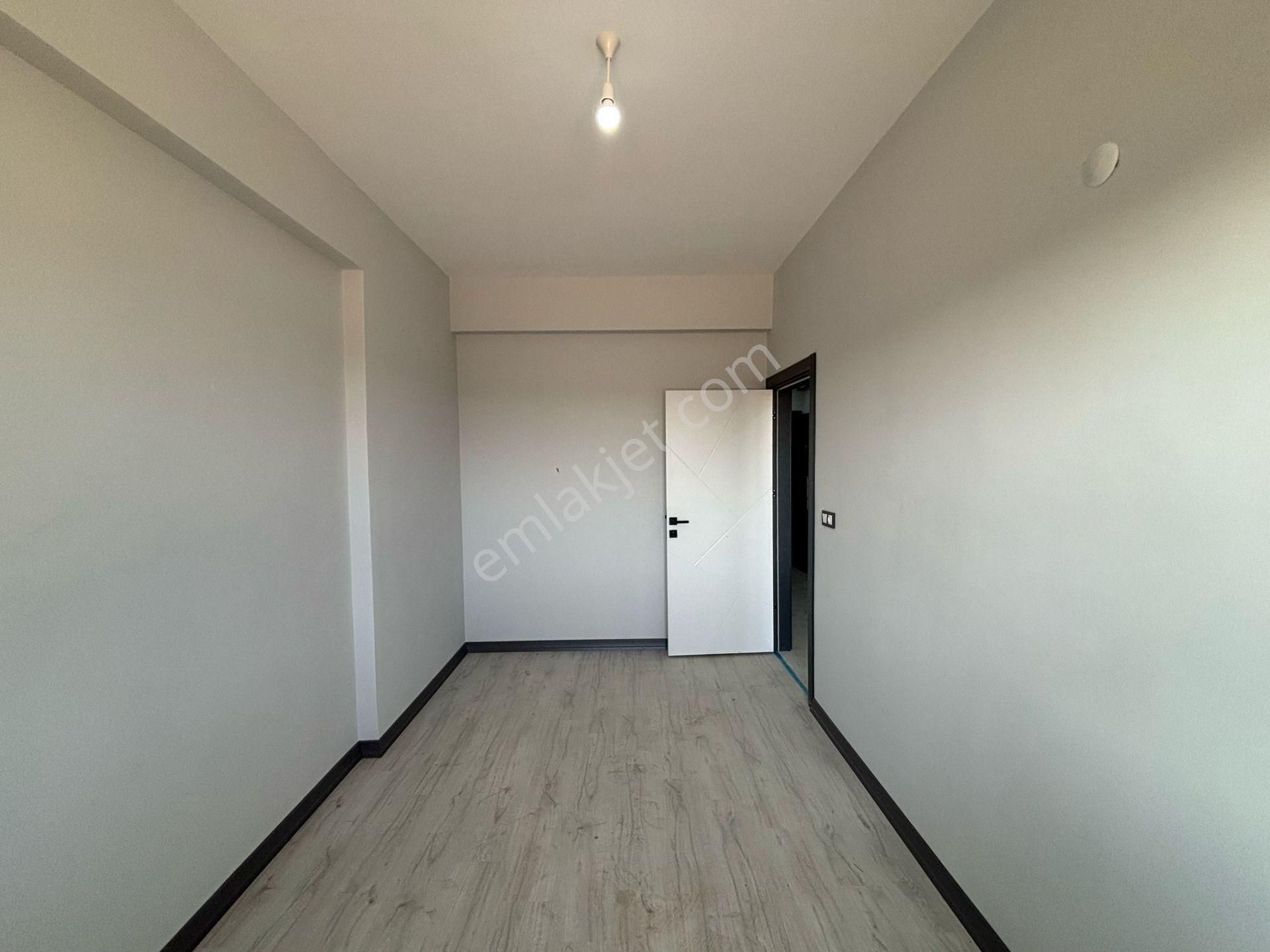 **eryıldız İnşaat'tan**acill İskanlı Kapalı Otoparklı 100m2 Lüks 2+1 Yüksek Giriş - Görsel 22